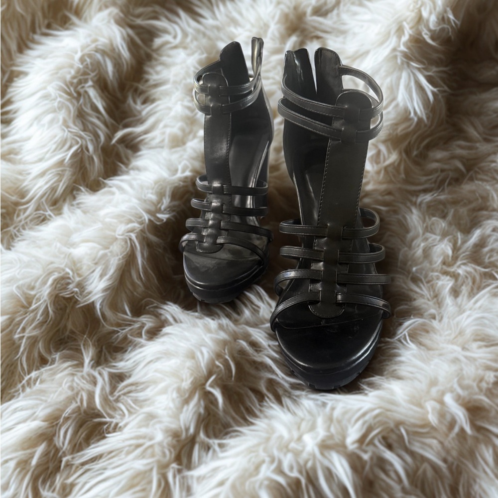 Elegant Black Strappy Women's Heels